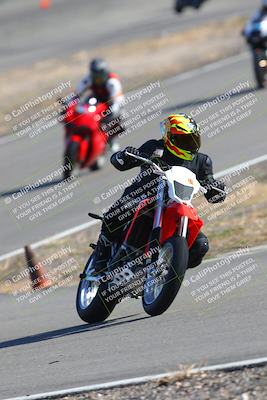 media/Feb-05-2023-Classic Track Day (Sun) [[c35aca4a42]]/Group 2/session 4 turn 4/